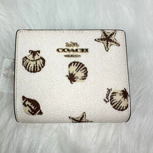 Coach Snap Wallet With Shell Print In Canvas/Gold/Chalk CBO73 NWT